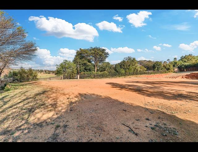 2,237M² VACANT LAND FOR SALE IN RUIMSIG